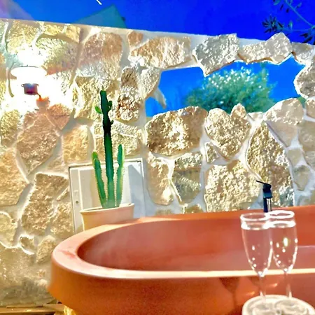 Будинок відпочинку Superbe Maison - Bain Chaud Ou Froid & Cinema - Cap D'agde *