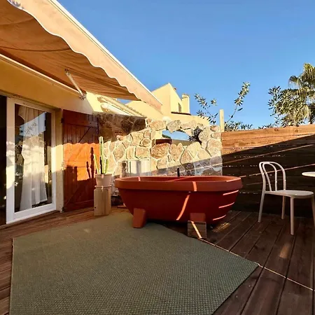 Dom wakacyjny Superbe Maison - Bain Chaud Ou Froid & Cinema - Cap D'agde *