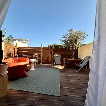 Superbe Maison - Bain Chaud Ou Froid & Cinema - Cap D'agde * אגדה