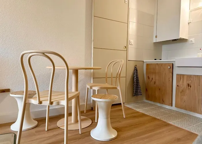 Superbe Maison - Bain Chaud Ou Froid & Cinema - Cap D'agde * Agde