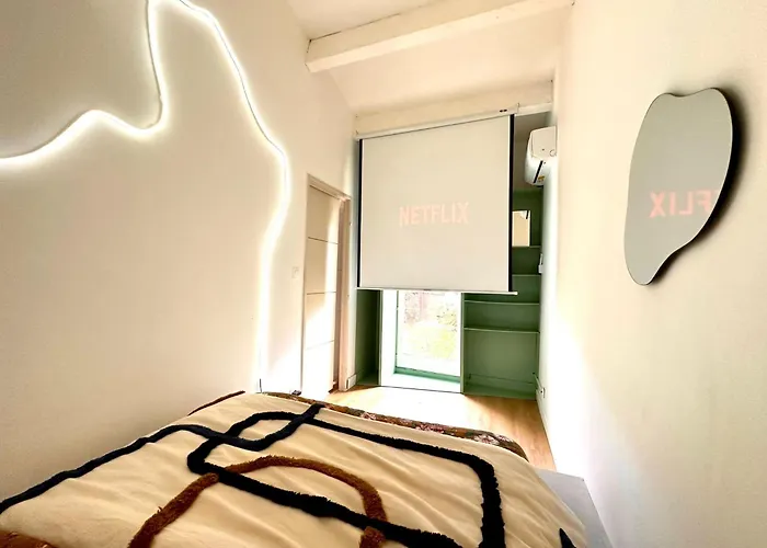 Casa vacanze Superbe Maison - Bain Chaud Ou Froid & Cinema - Cap D'agde *